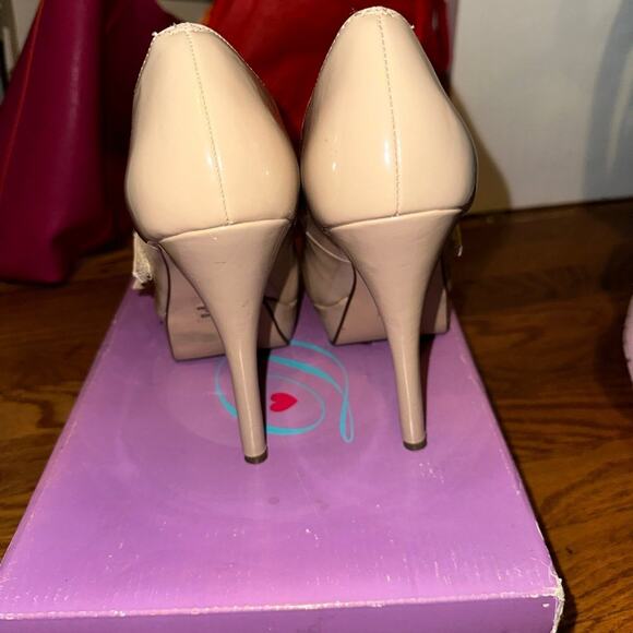 Beige Babydoll Platform Heels - Picture 4 of 6